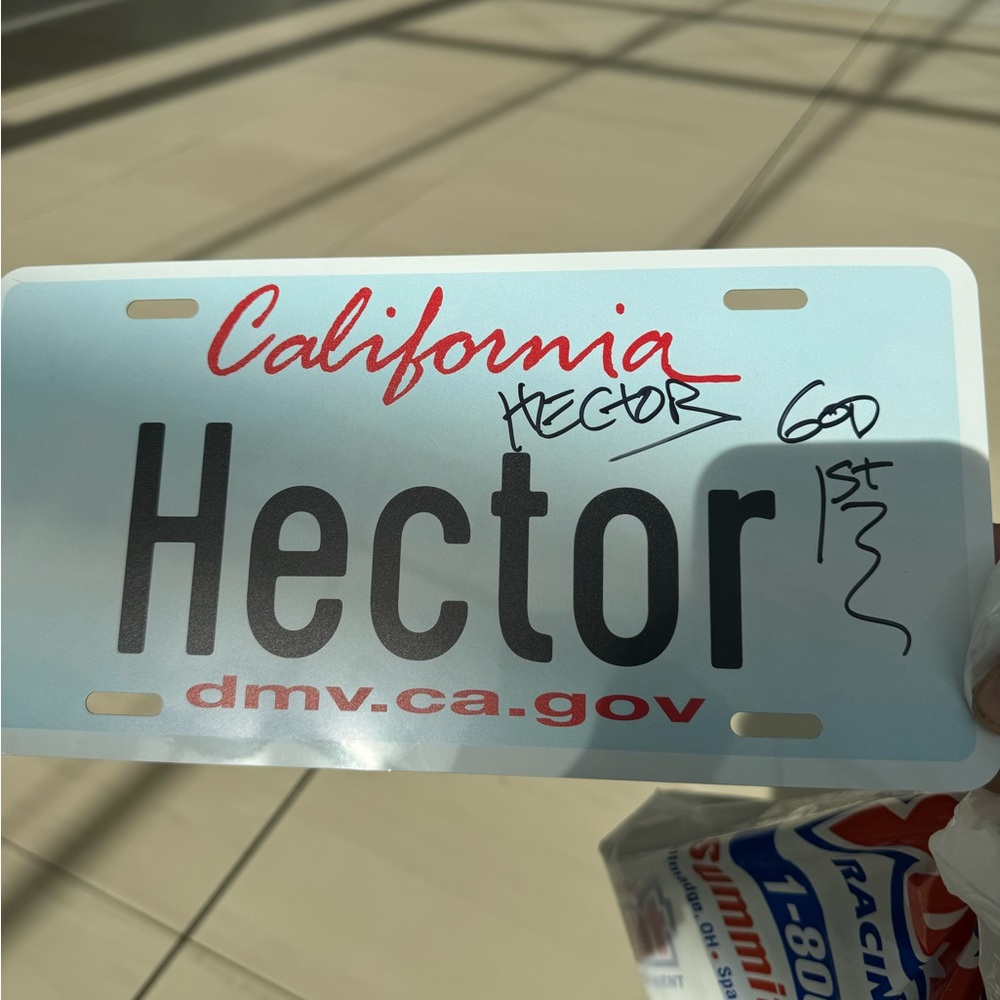 Actor hector - Picture 2 of 2